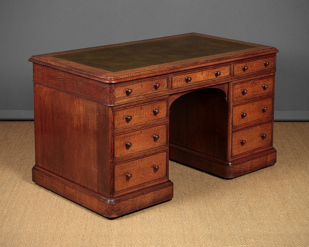 Oak Pedestal Desk c.1890.