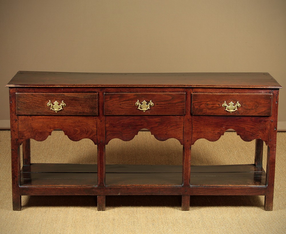 Small Georgian Welsh Open Dresser Base c.1780.