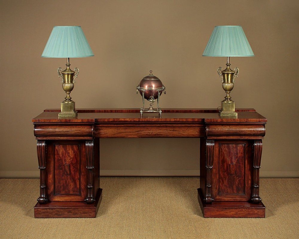 Large William IV Mahogany Pedestal Sideboard c.1830.