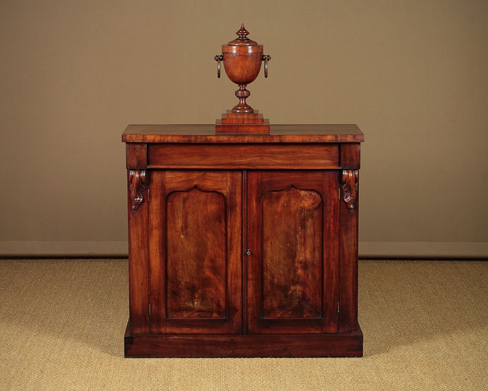 Mahogany Chiffonier Side Cabinet c.1860.