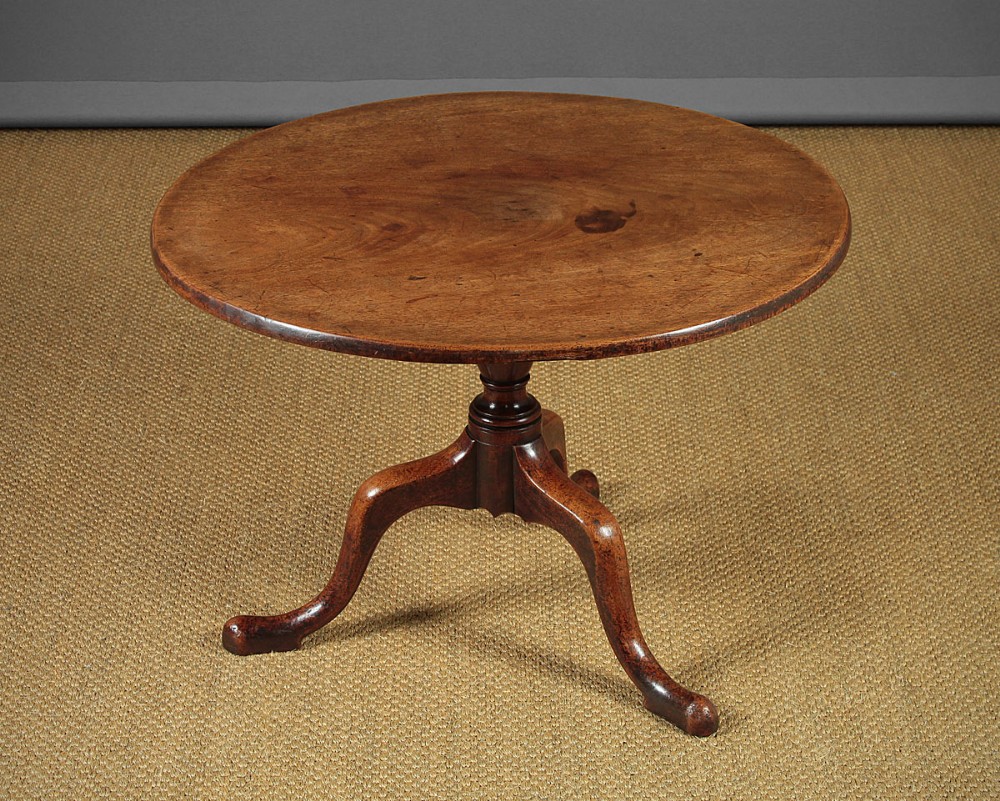 Reduced Georgian Mahogany Tripod Table c.1800.