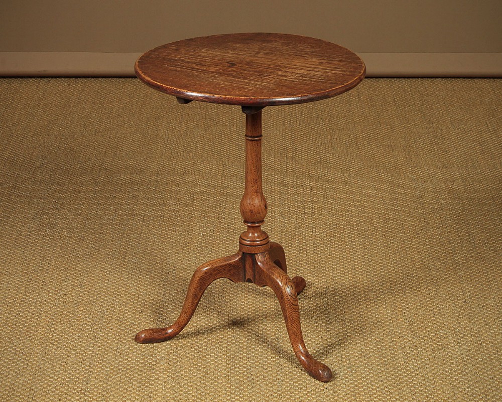Small Georgian Oak Tripod Wine Table c.1810.