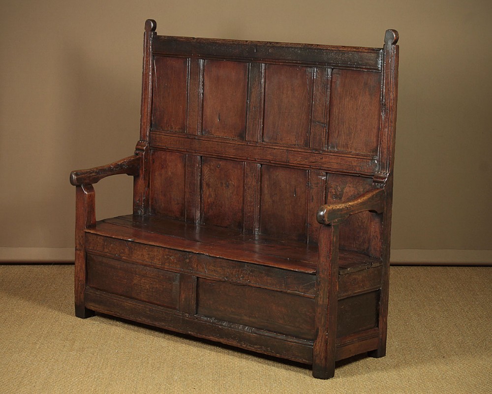 18th.c. Welsh Oak Settle c.1760.