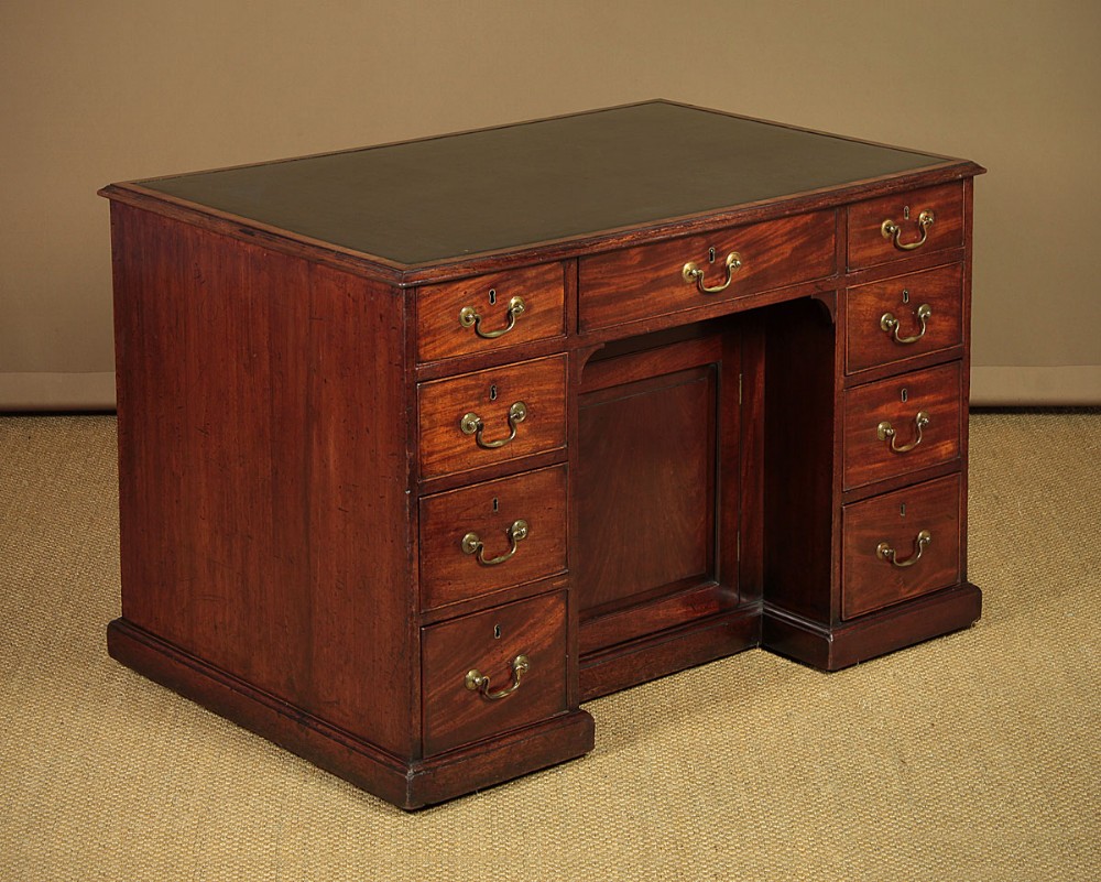 Georgian Mahogany Double Sided Kneehole Desk c.1800.