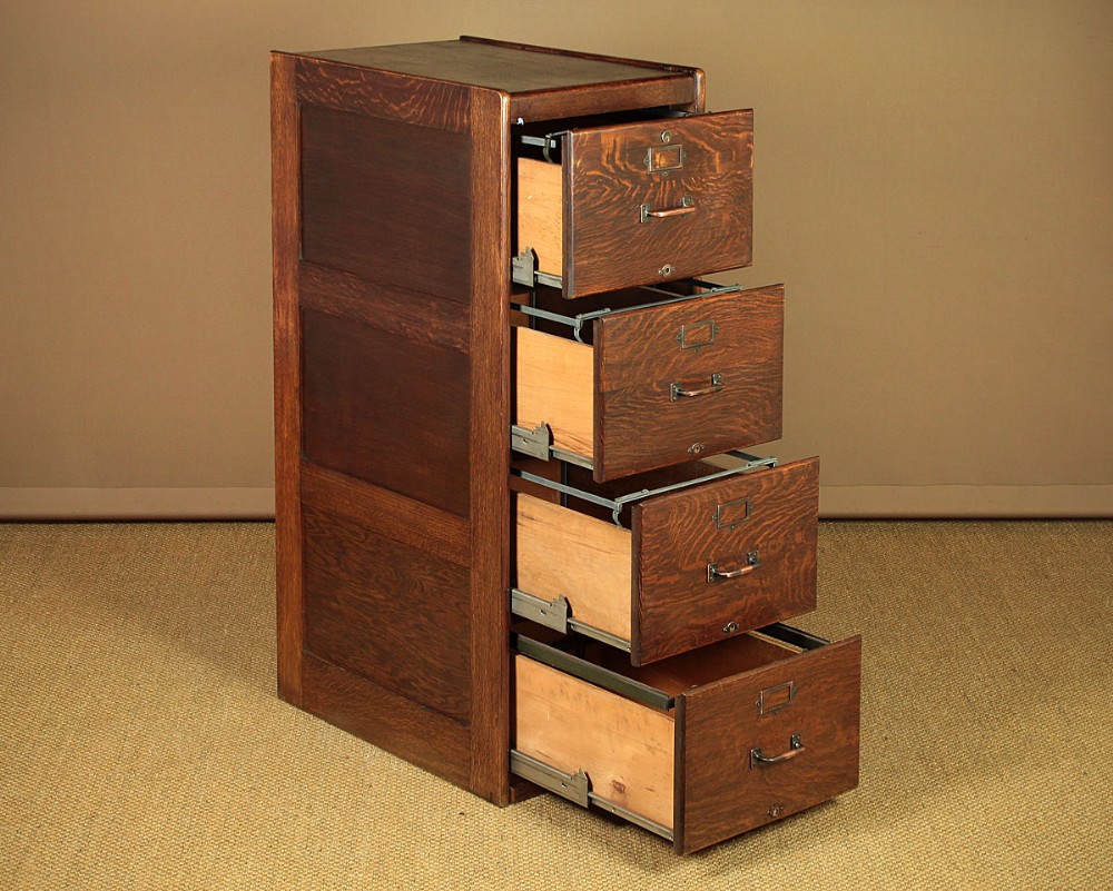 Oak Filing Cabinet c.1930.