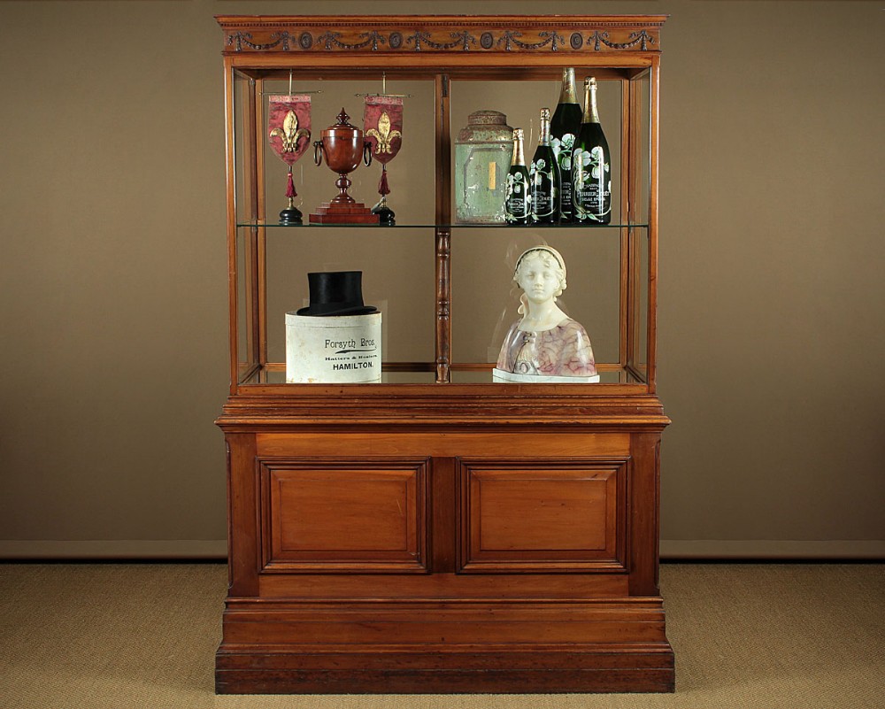 Early 20th.c. Museum Display Cabinet c.1920.