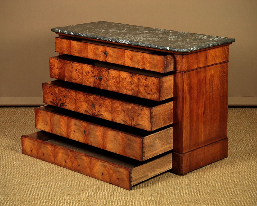 Walnut Marble Top Chest of Drawers c.1840.