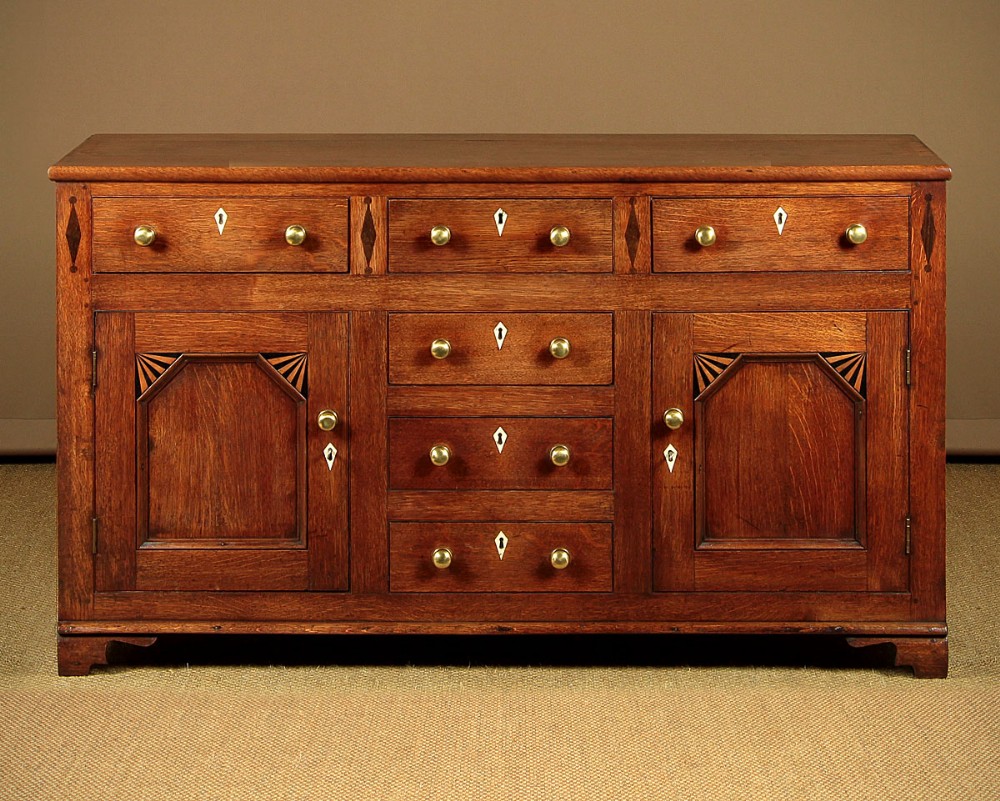 Early 19th.c. Welsh Dresser Base c.1820.