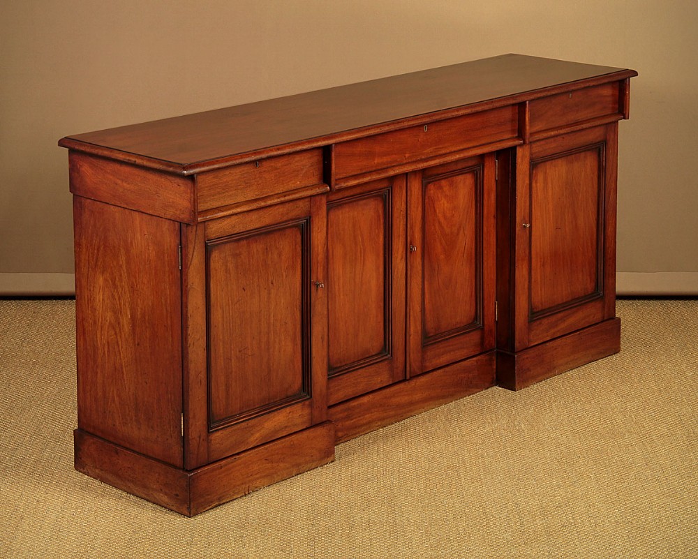 Four Door Mahogany Sideboard c.1880.