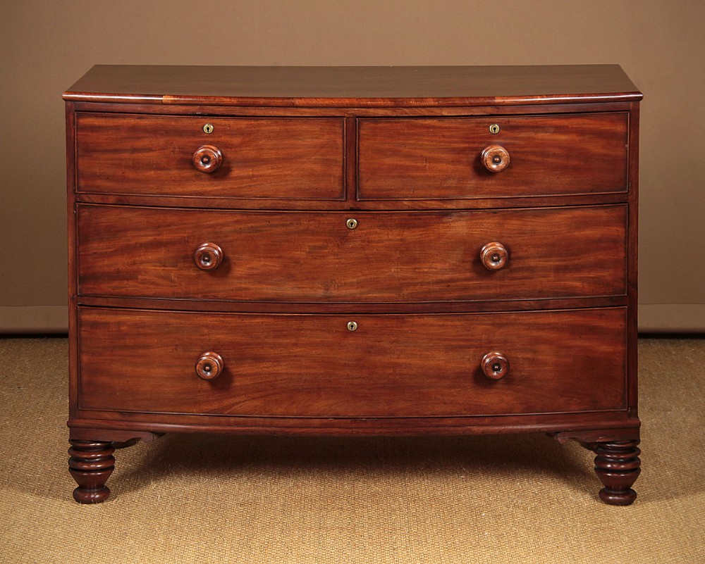 Large Mahogany Bow Front Chest of Drawers c.1835.
