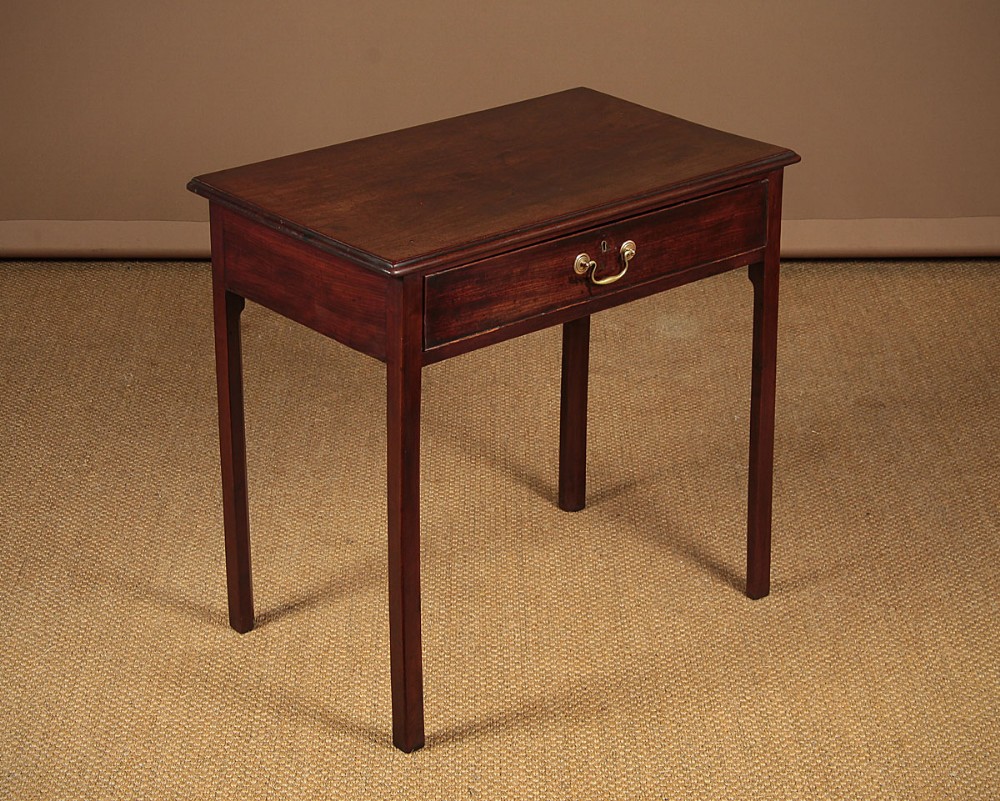 Small George III Mahogany Side Table c.1790.