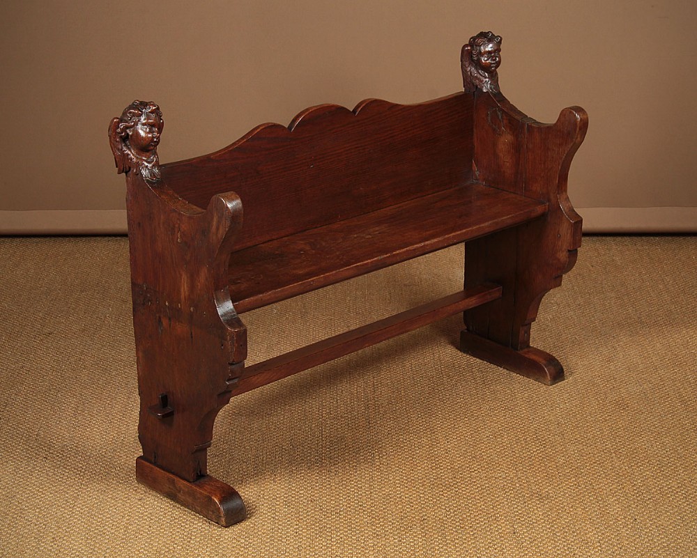 Oak Hall Bench with 19th.c. Carved Cherub’s Heads.