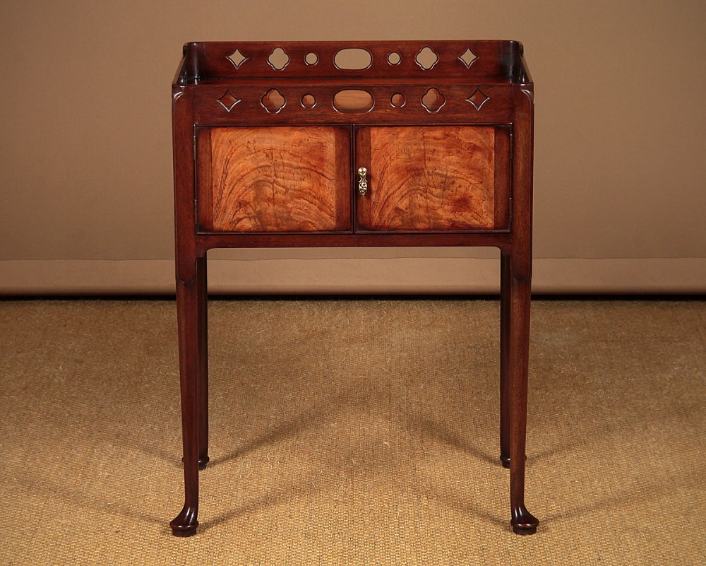 Georgian Mahogany Tray Top Side Table c.1800. 