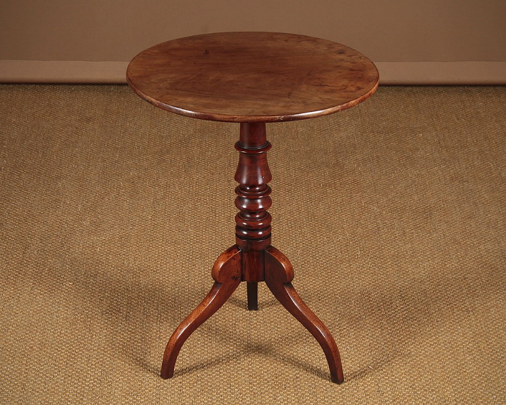 Early 19th.c. Mahogany Tripod Table c.1820.
