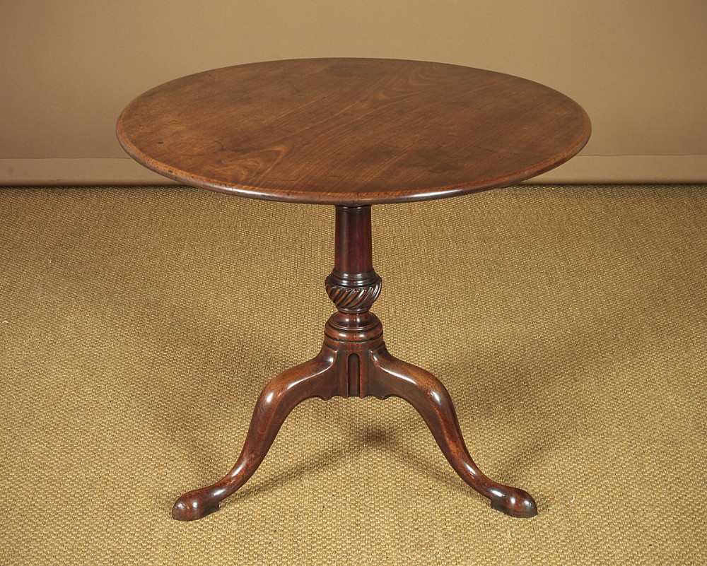 Georgian Mahogany Tripod Supper Table c.1800.