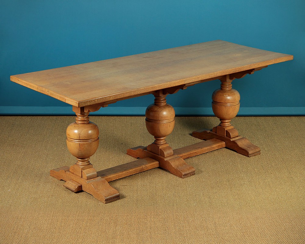 Pale Oak Refectory Dining Table c.1920.