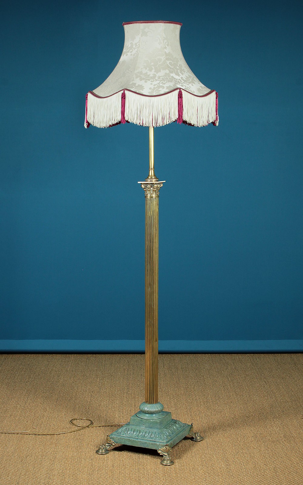 Adjustable Brass Standard or Floor Lamp c.1900.