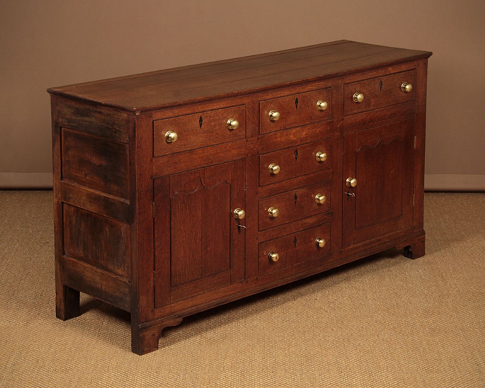 Early 19th.c. Oak Welsh Dresser Base c.1820.