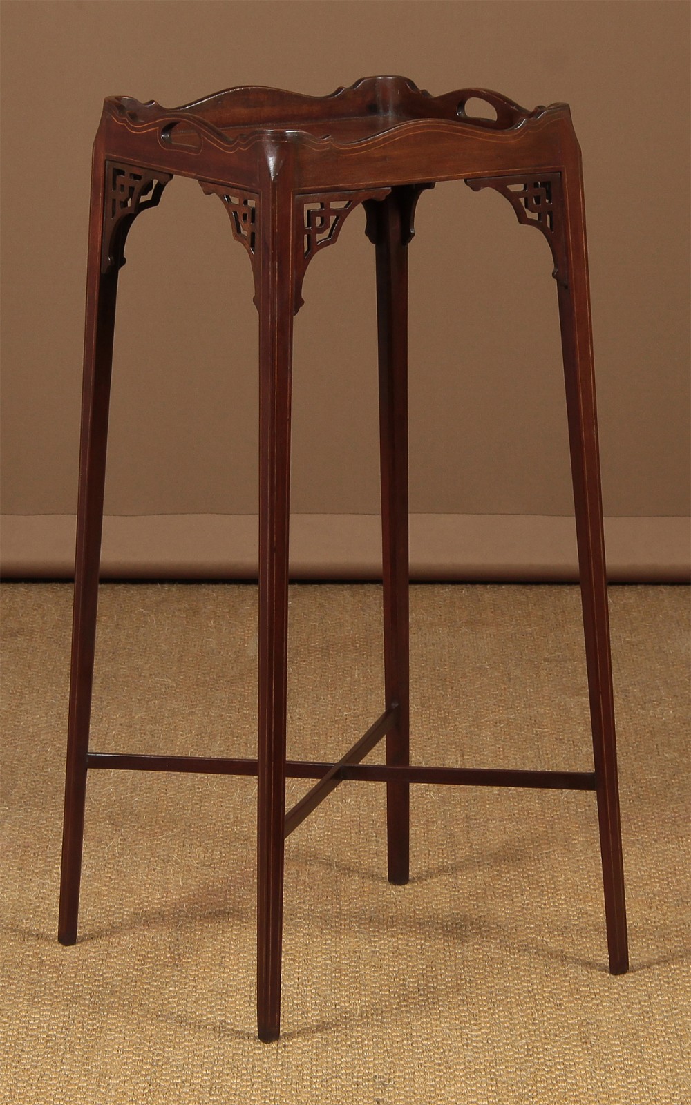 Georgian Mahogany Kettle Stand c.1800.