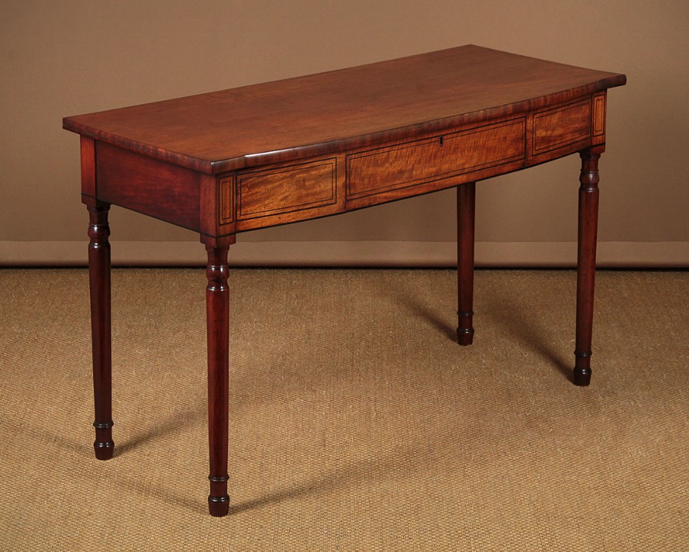 Early 19th.c. Mahogany Serving Side Table c.1820.