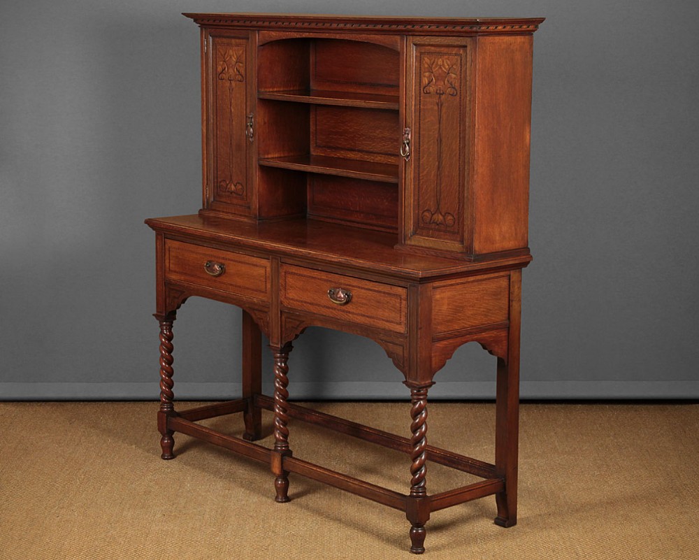 Small Oak Arts & Crafts Dresser c.1900.