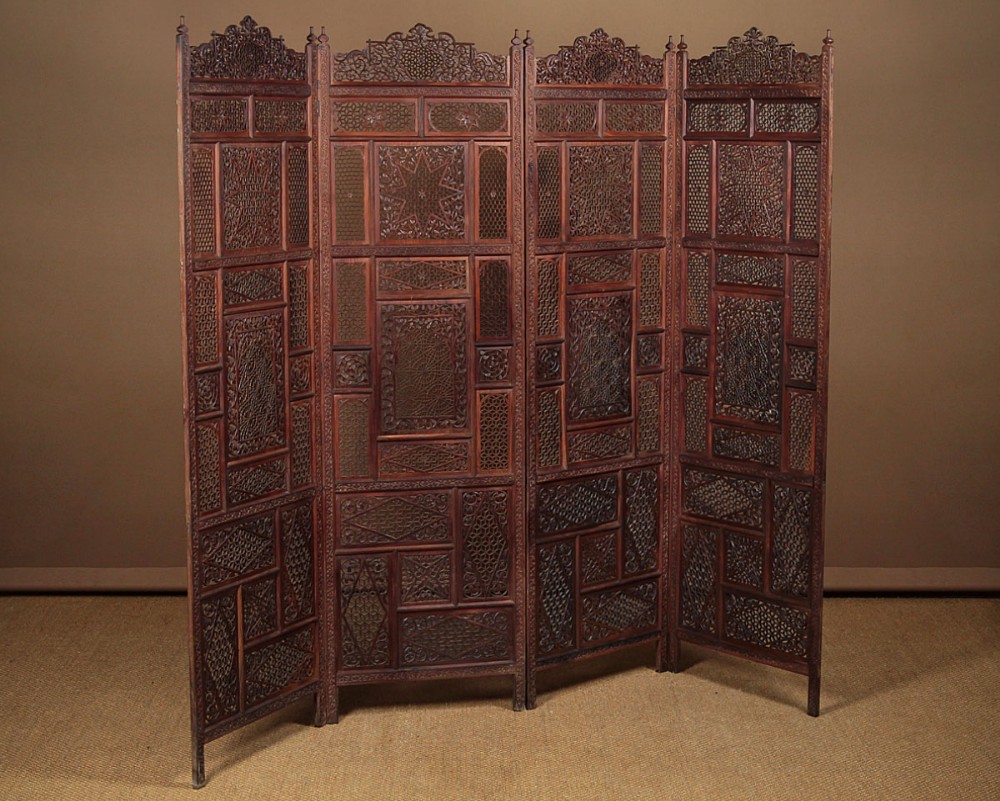 Anglo Indian Pierced Rosewood Screen c.1890.
