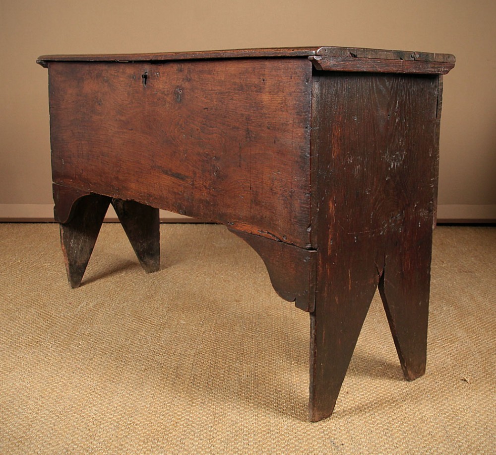 17th.c Oak Coffer.
