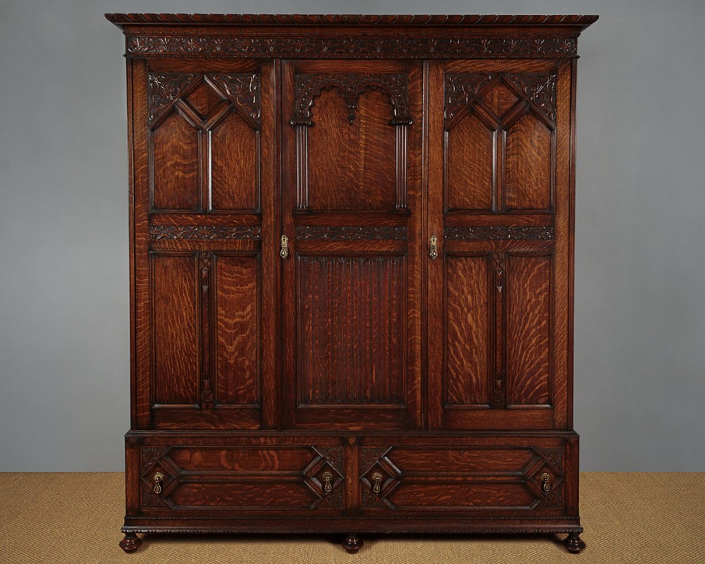 Carved Oak Three Door Wardrobe c.1910.