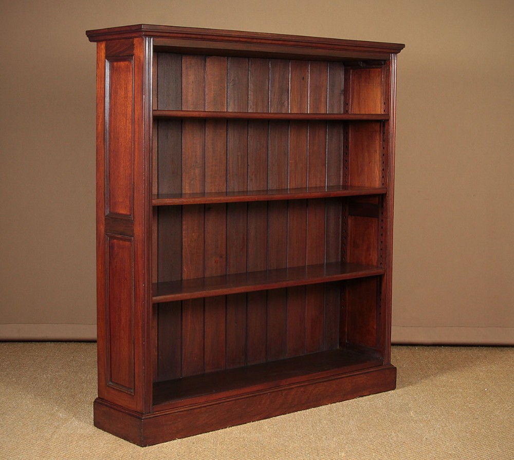 Large Mahogany Open Bookcase c.1910.