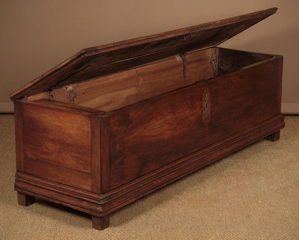 Long Low Elm Coffer c.1760