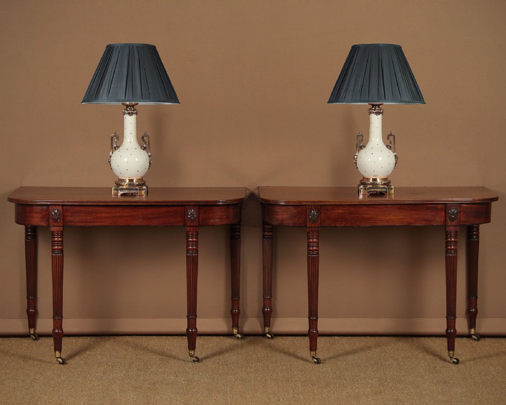 Pair of Georgian Mahogany Side Tables c.1800