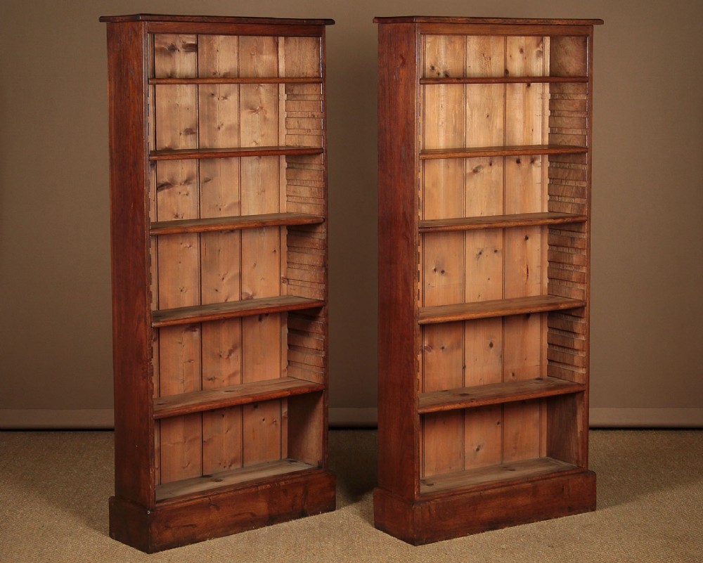 Pair of Edwardian Open Oak Bookshelves c.1910.