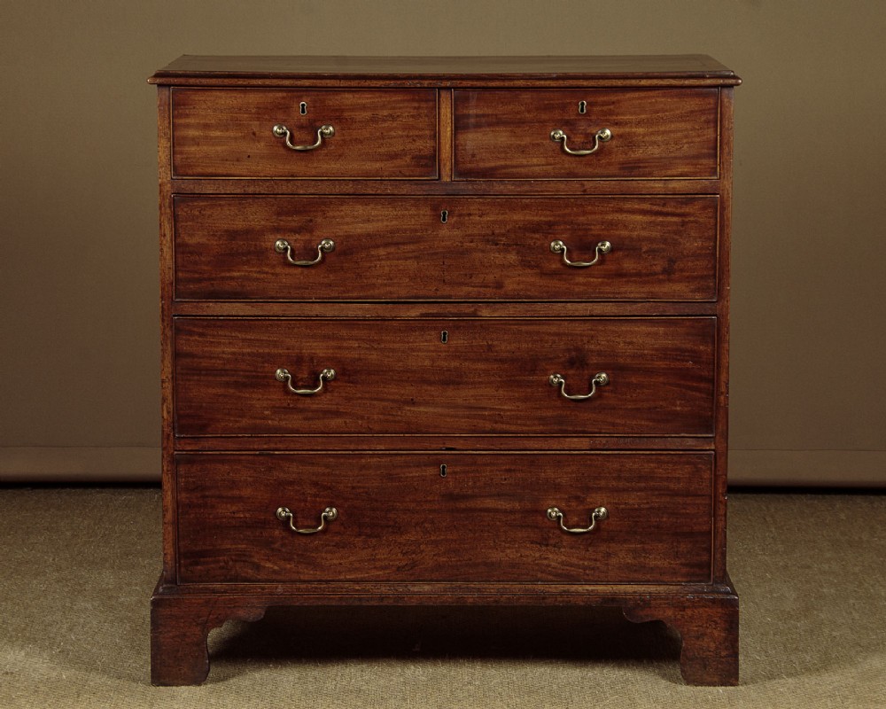 Georgian Mahogany Chest of Drawers c.1810