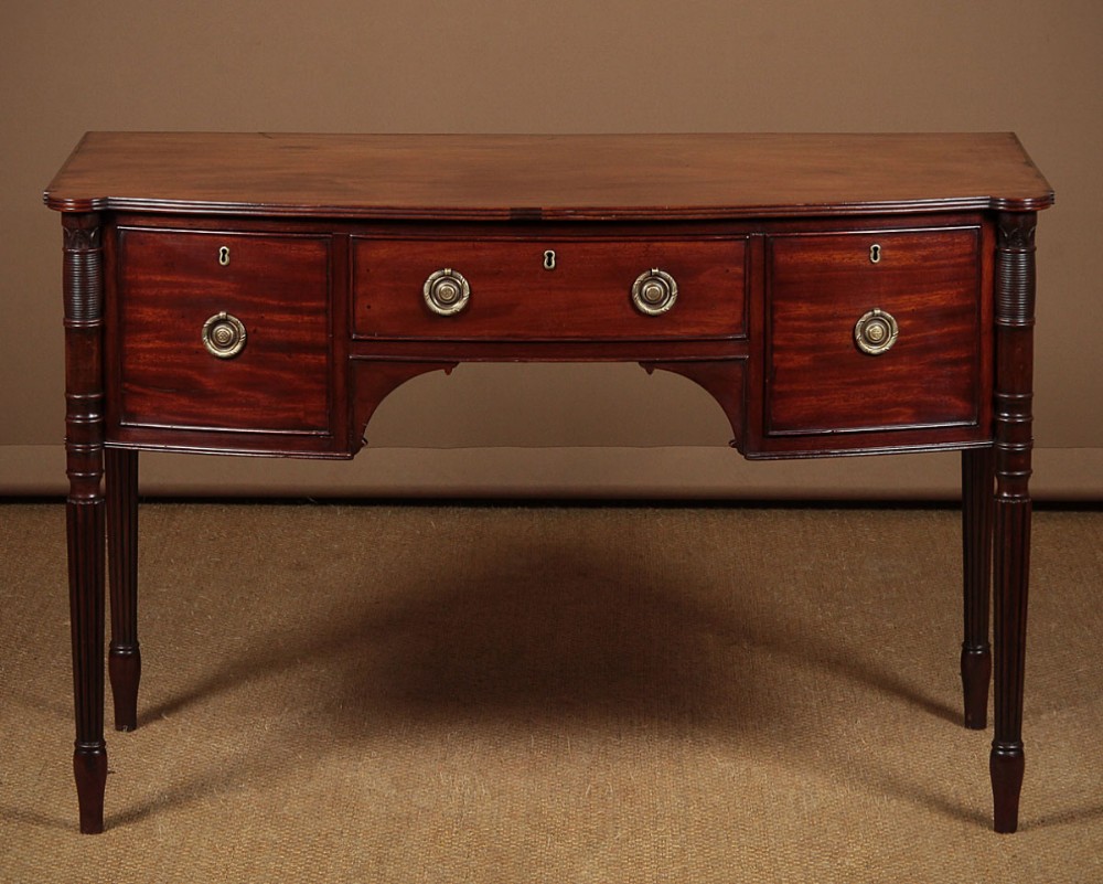 Small Regency Mahogany Sideboard c.1820