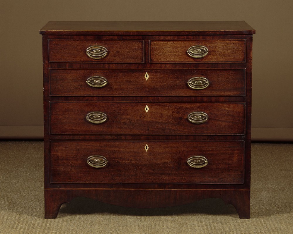 Small Mahogany Chest of Drawers c.1820