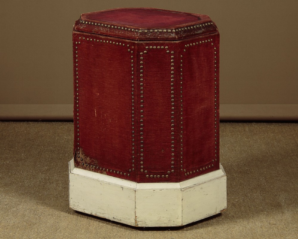 Sculpture Pedestal with Revolving Top c.1900