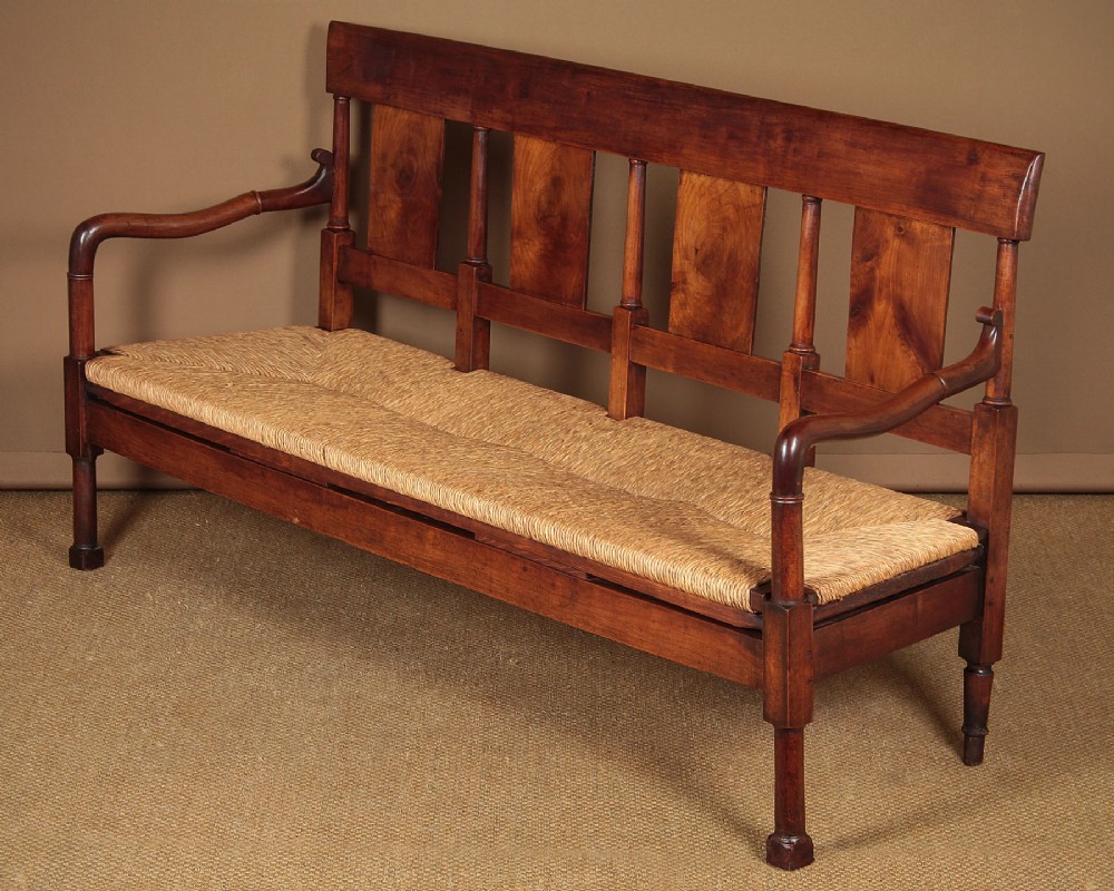 Large Provencal Cherry Wood Settle c.1830
