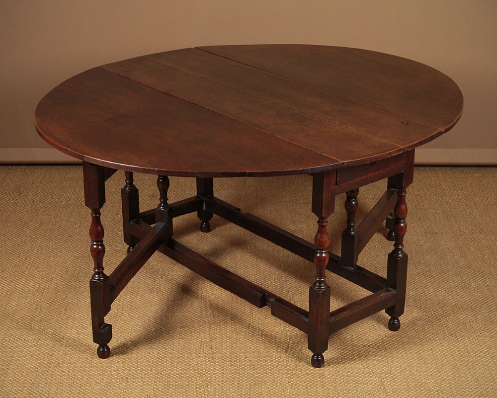 18th.c. Oak Drop Leaf Gateleg Dining Table c.1760