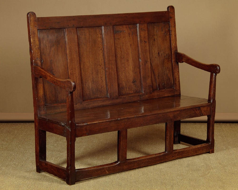 Oak Settle c.1740
