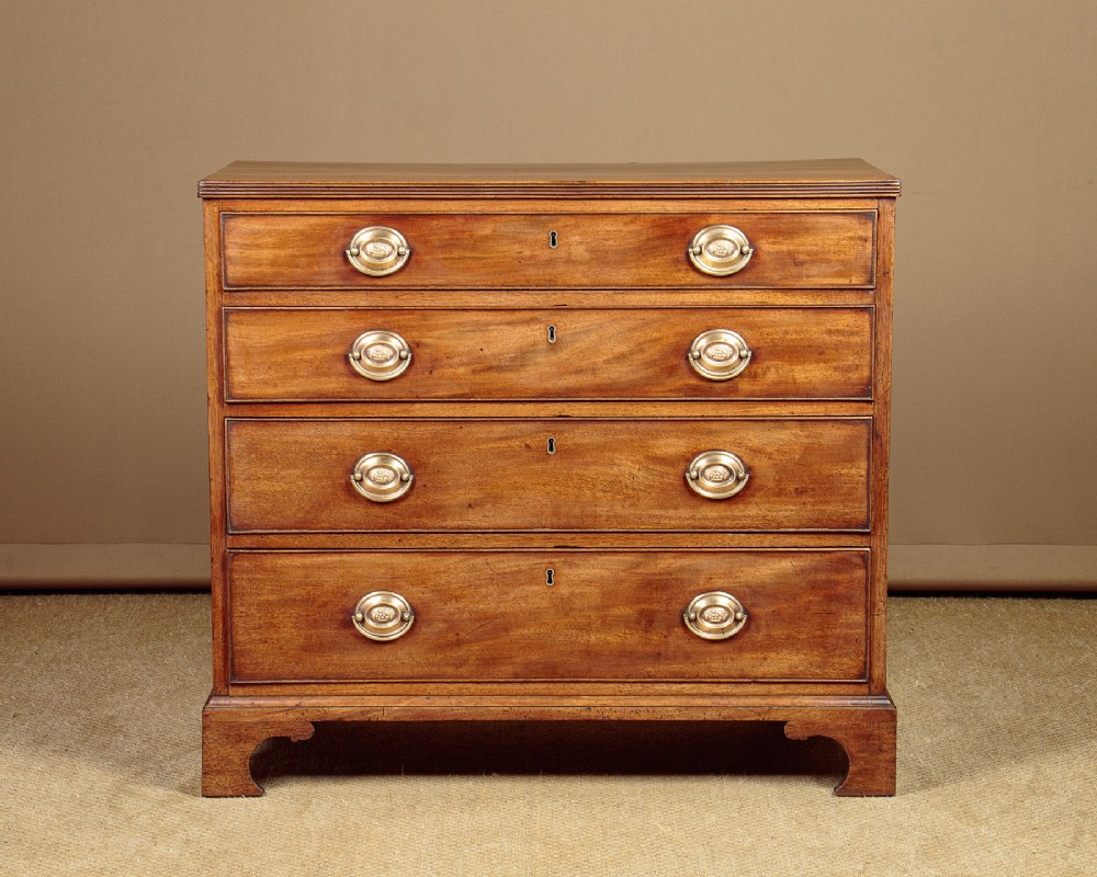 Small George III Mahogany Chest of Drawers c.1800