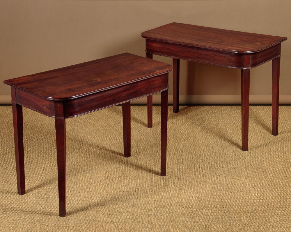 Pair of Georgian Mahogany Side Tables c.1800