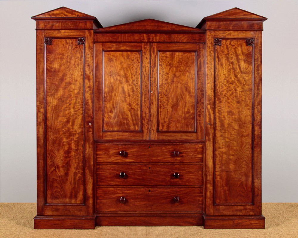 Large William IV Mahogany Combination Wardrobe c.1835