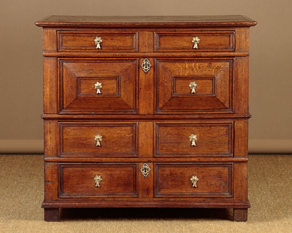 18th.c. Oak Chest of Drawers c.1780