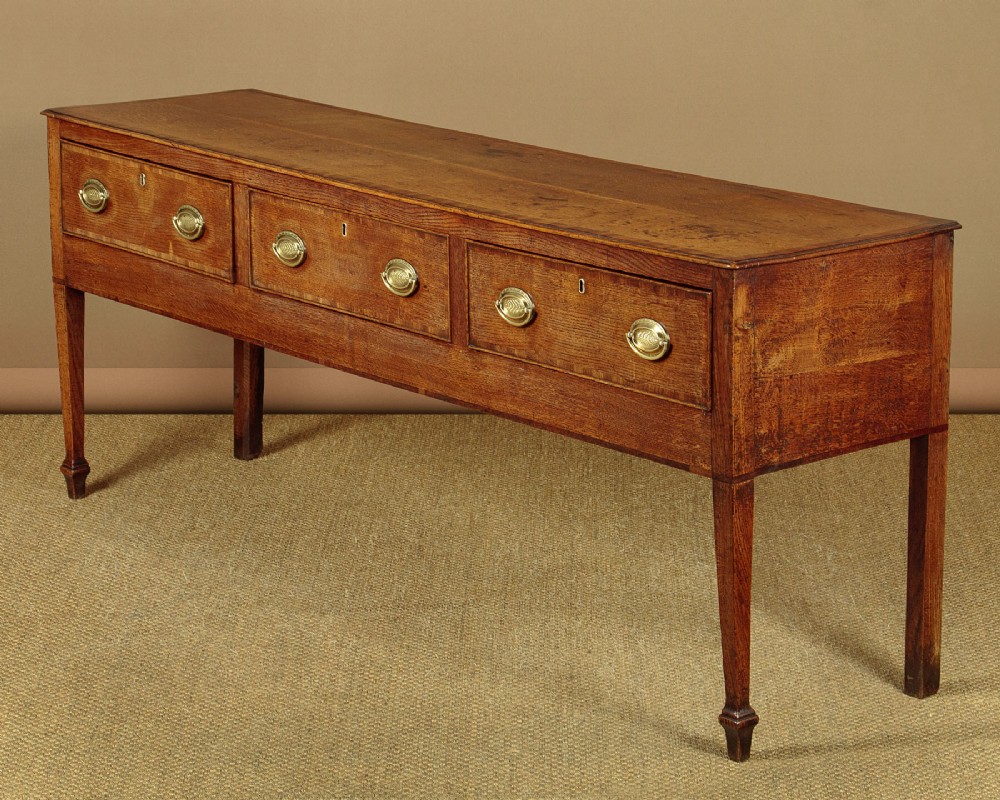 Georgian Oak & Mahogany Crossbanded Dresser Base c.1800