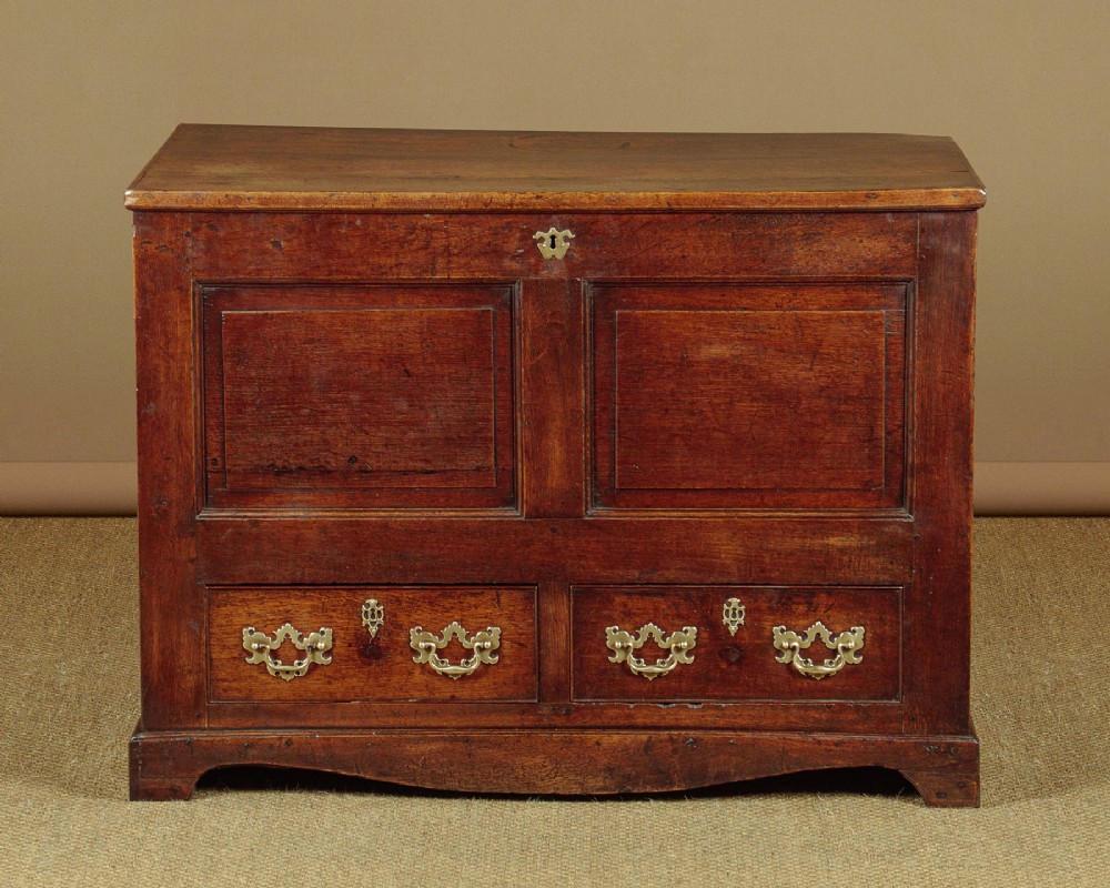 Small Welsh Oak Mule Chest c.1800
