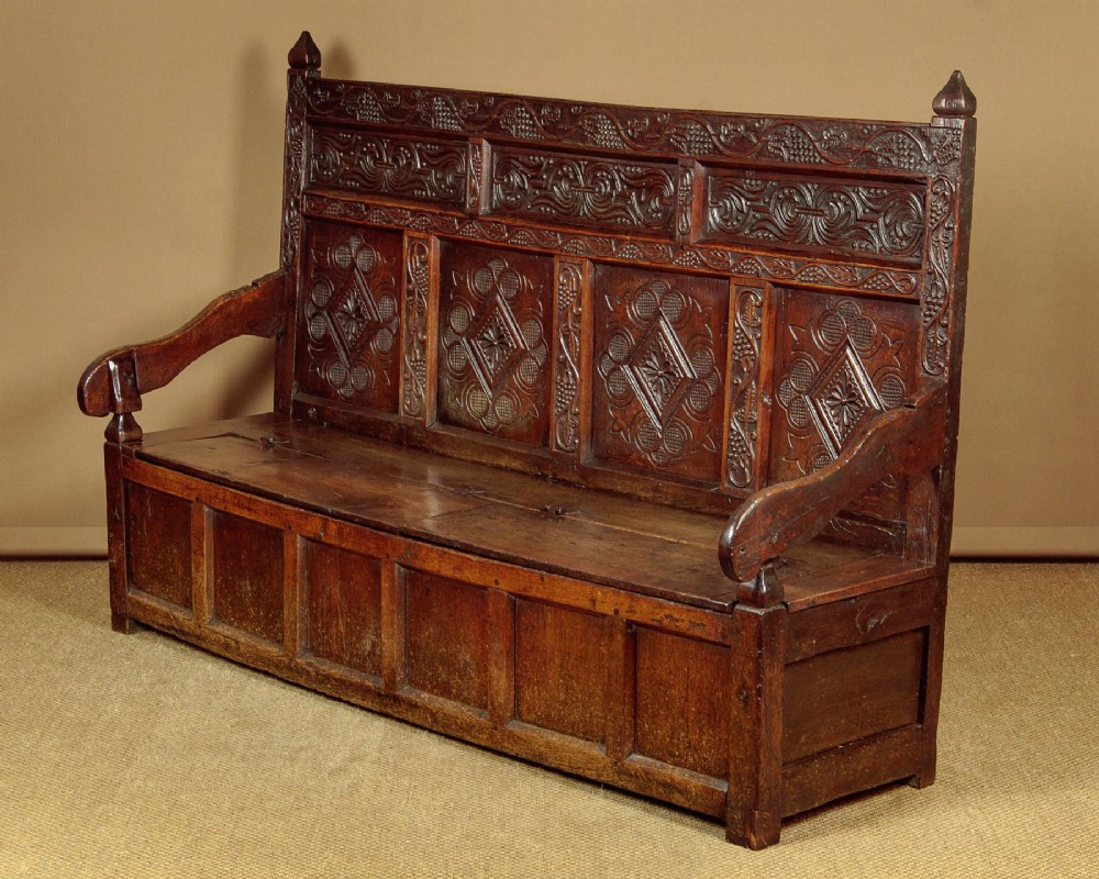 17th.c. Oak Box Settle c.1690