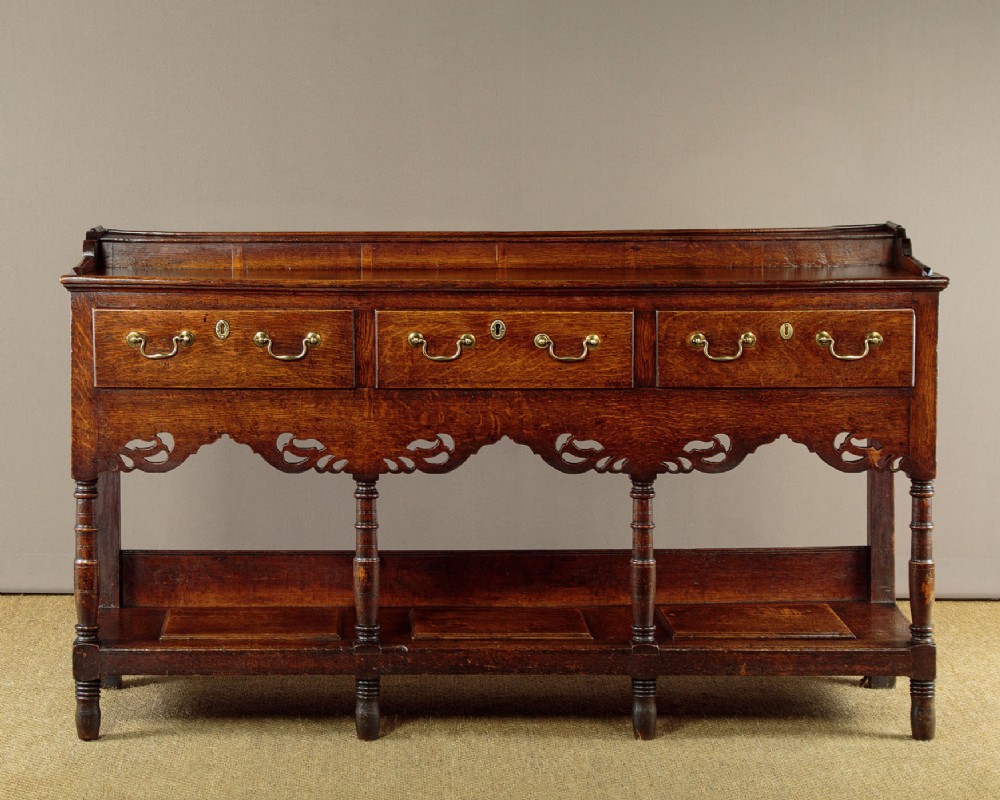 Small Welsh Oak Potboard Dresser Base c.1790
