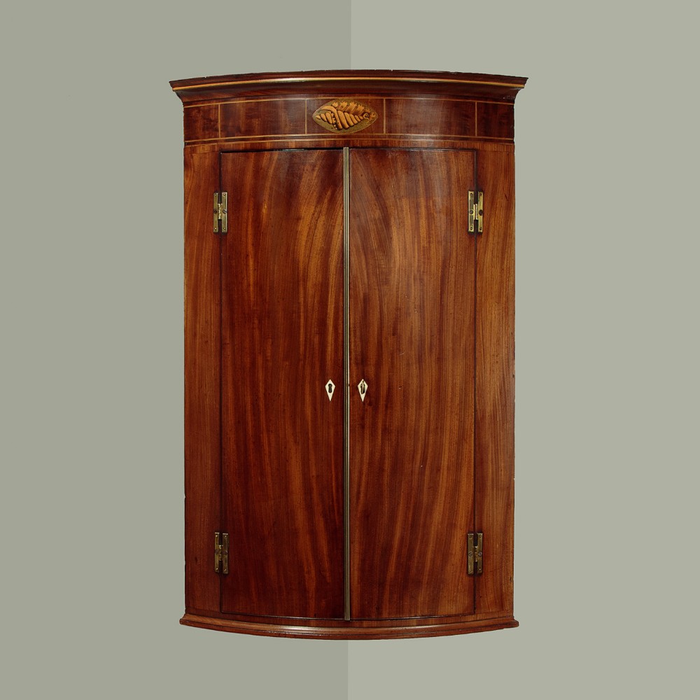 George III Mahogany Corner Cupboard c.1800