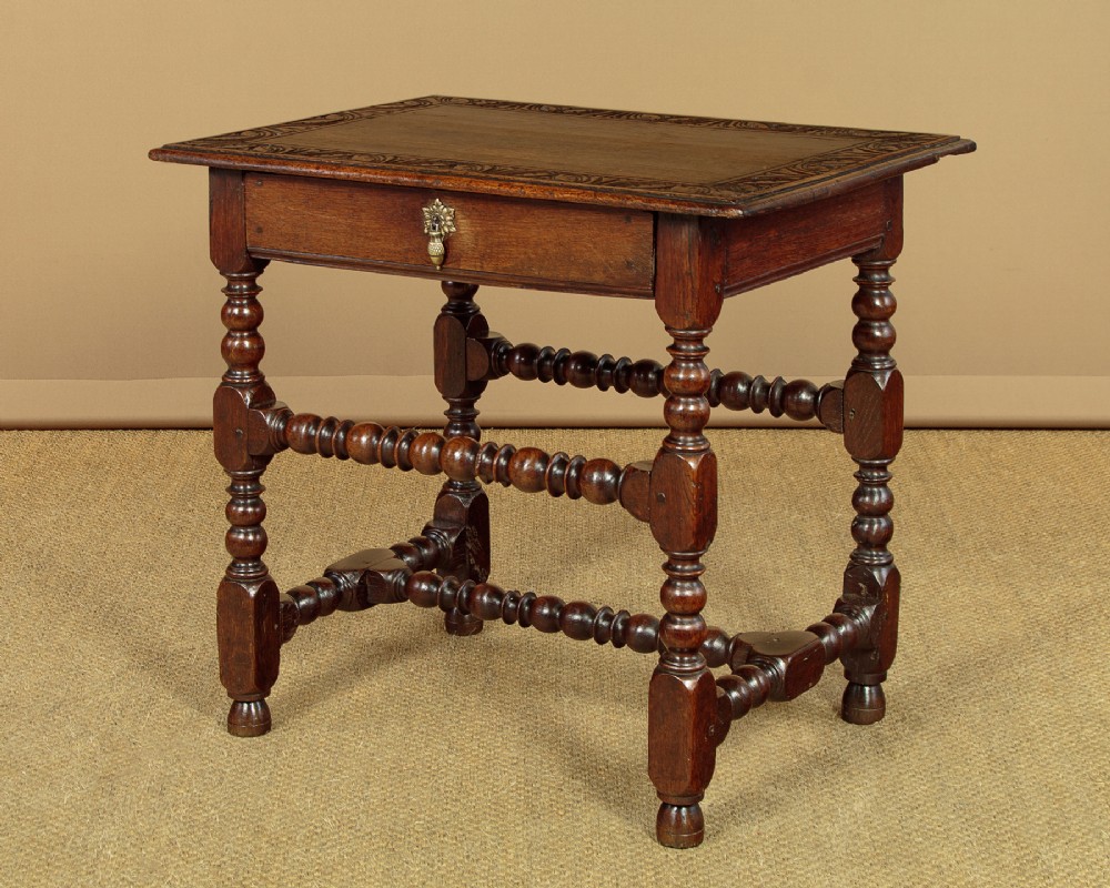 18th.c. Oak Side Table with Bobbin Turned Legs c.1720