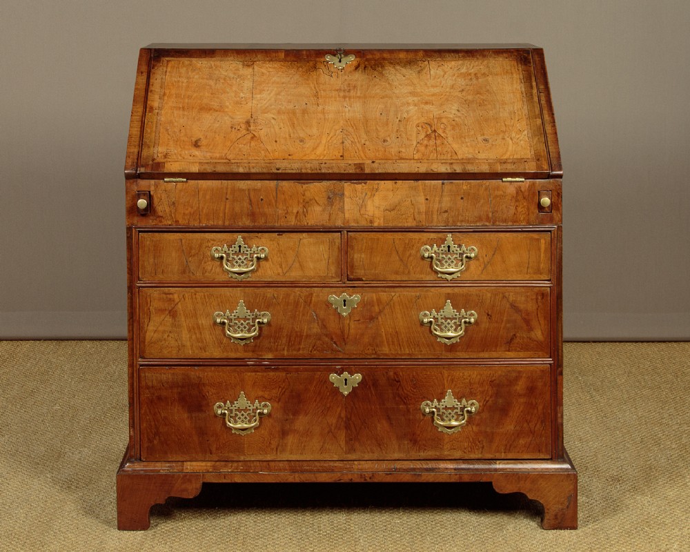 Queen Anne Walnut Bureau c.1710